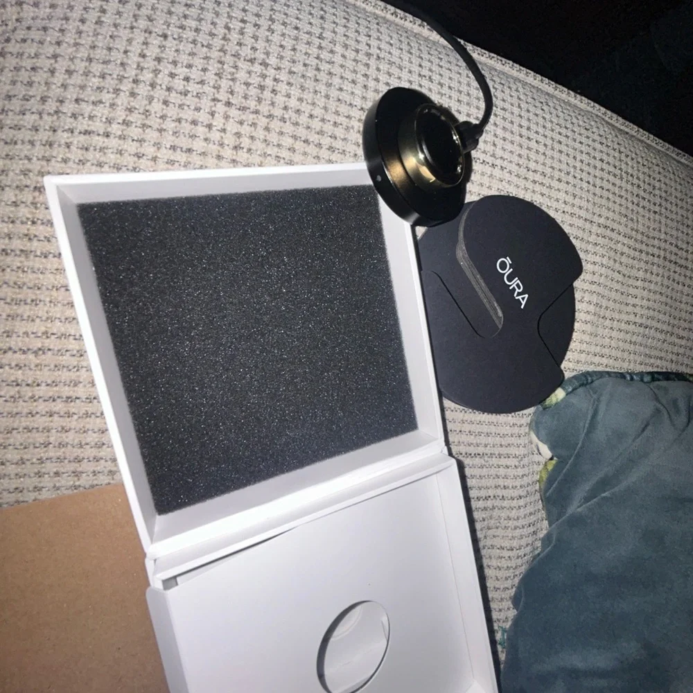 brand new gold Oura ring Gen 3 horizon size 13